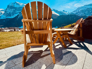 2 Bear Chairs, Schemel, Tisch, Lammfelle