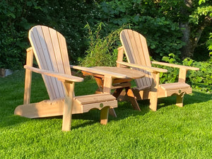 2 Classic Adirondack Chairs mit Tisch