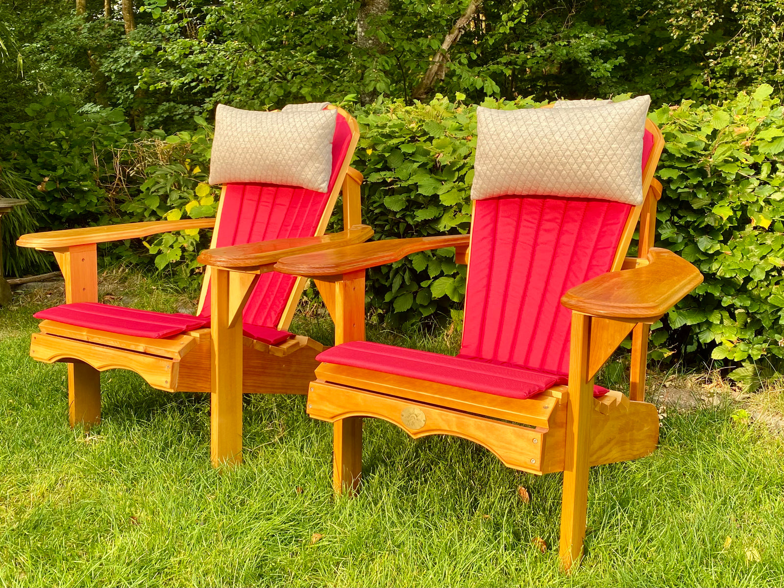 2 Classic Adirondacks mit Polster & Kopfkissen