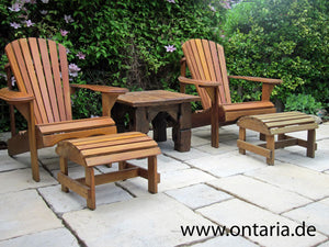 Adirondack Chairs mit Schemel